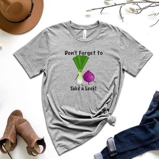 Don't Forget to Take a Leek T-Shirt | Funny Vegetable Pun Tee | Onion & Leek Graphic Shirt | Adult Unisex Humor Tee | Plant Lover Gift | Foodie Joke Shirt - Punaballoo