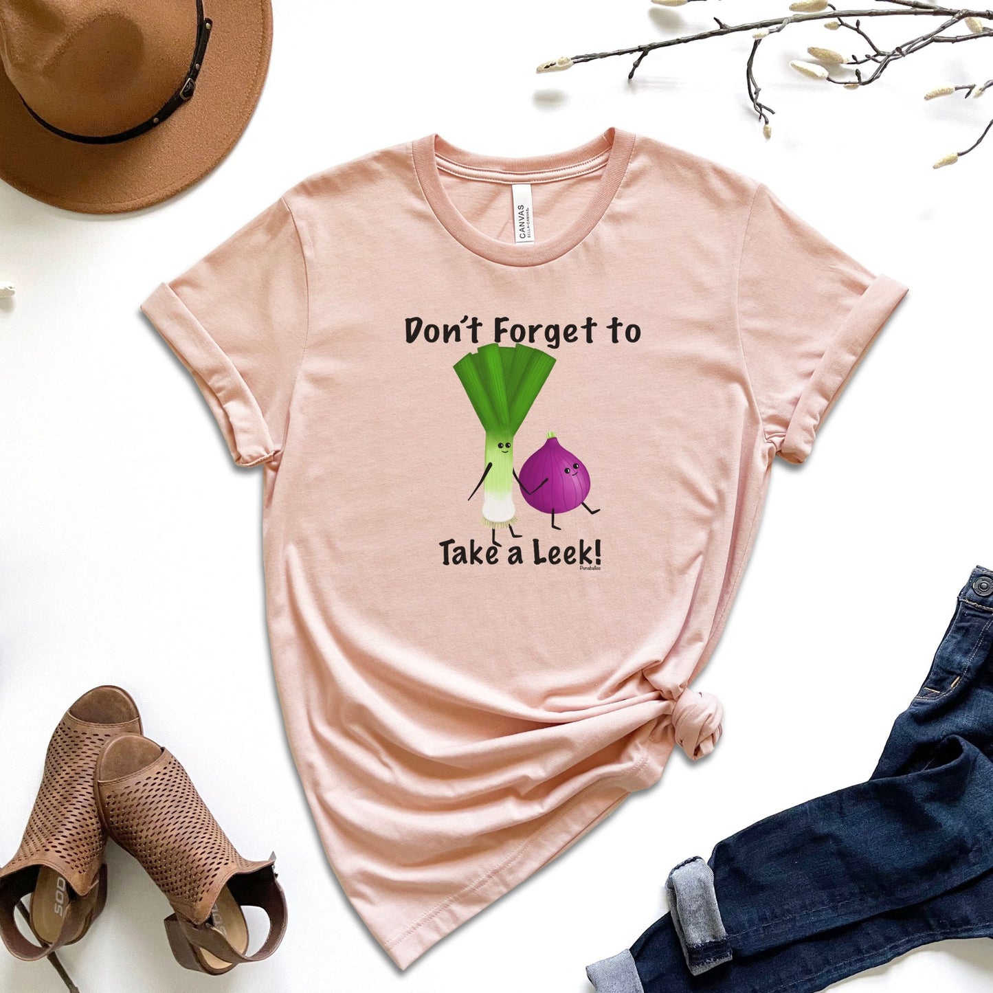 Don't Forget to Take a Leek T-Shirt | Funny Vegetable Pun Tee | Onion & Leek Graphic Shirt | Adult Unisex Humor Tee | Plant Lover Gift | Foodie Joke Shirt